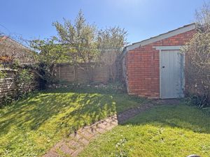 Photo 21- click for photo gallery